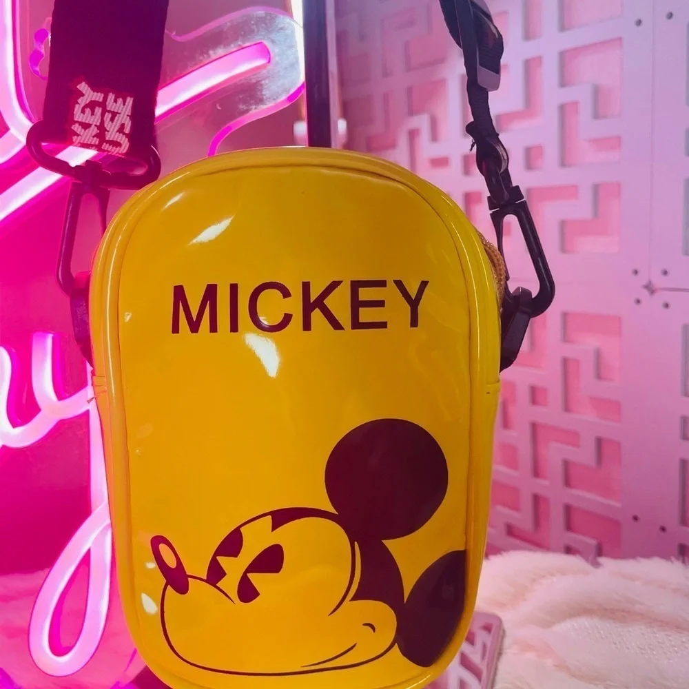 Disney Minnie, Mickey Silicone Coin Purse NWOT